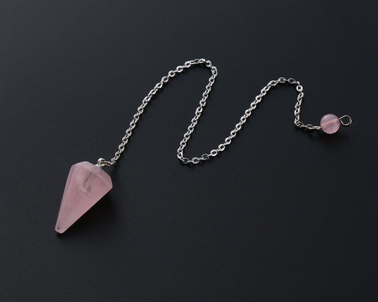 Pendule en quartz rose, outil de divination et de soin - Bonheur de Lune